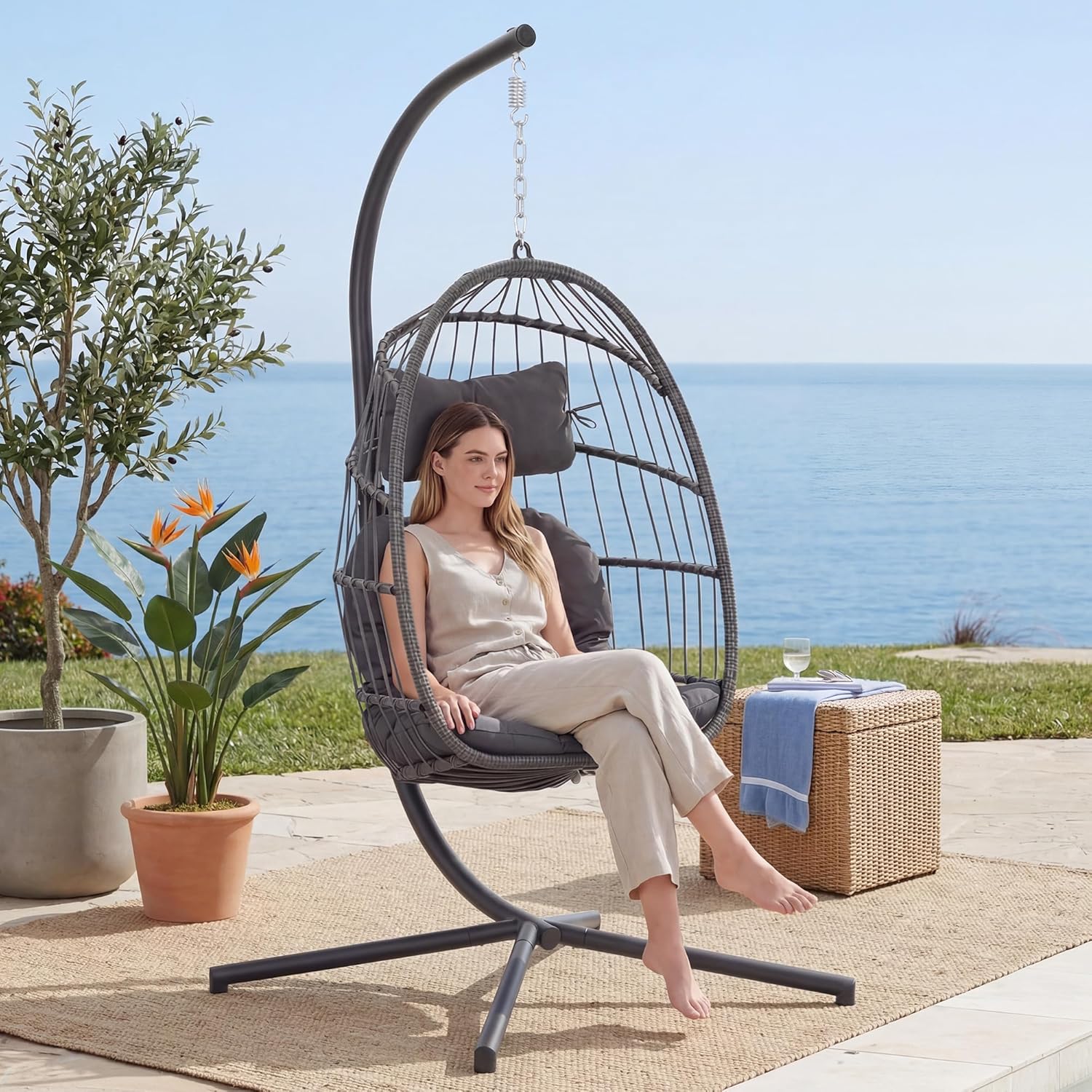 屋内外兼用エッグハンギングチェア（スタンド付き）、チャコール - Hanging Egg Chair のレビューと価格